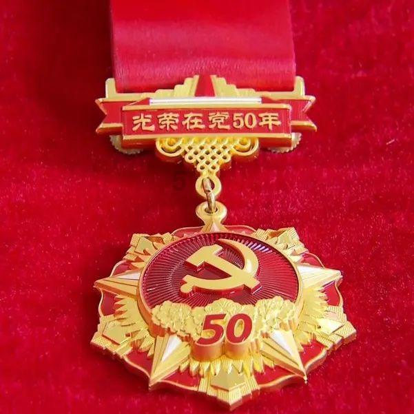 长痘三年，痘院长可以治疗吗？游戏画面