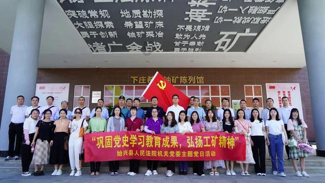 为什么女特工被审讯的时候只能穿内衣？游戏画面